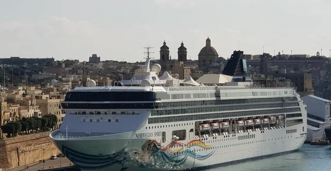 Norwegian Cruise Line · Norwegian Spirit · Ship Overview and